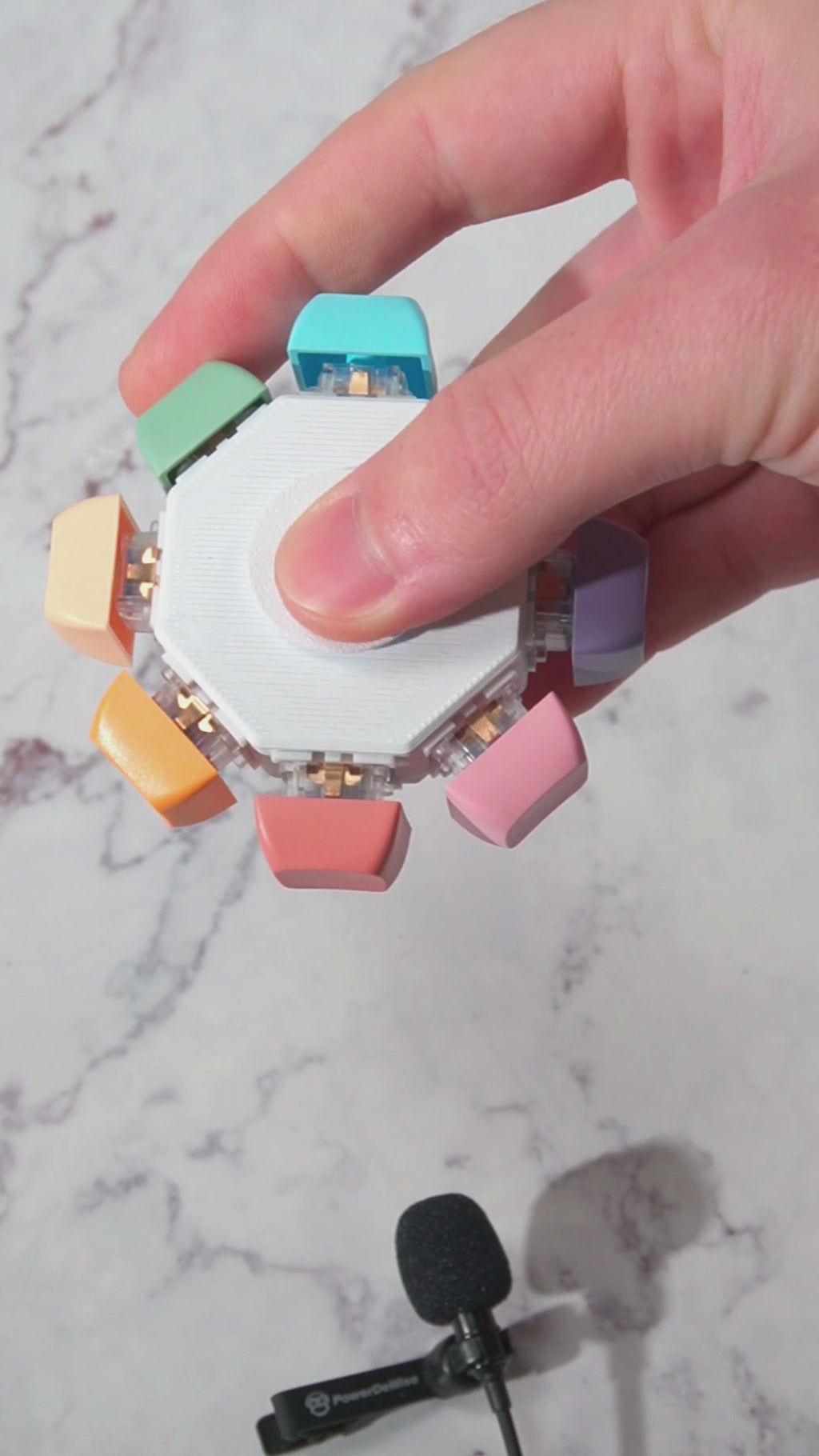 Keyboard Fidget Spinner (Free with Hapbit Step purchase)